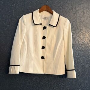 Tahari Arthur S. Levine Blazer